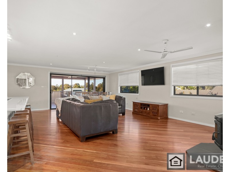 13 Banyula Drive, Old Bar NSW 2430