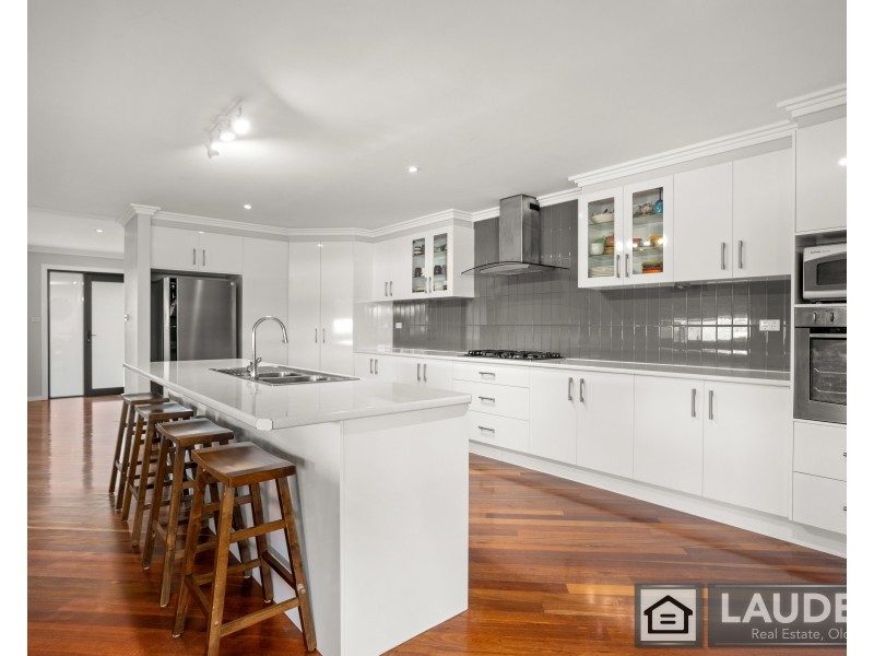 13 Banyula Drive, Old Bar NSW 2430