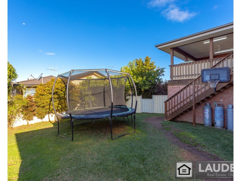 13 Banyula Drive, Old Bar NSW 2430