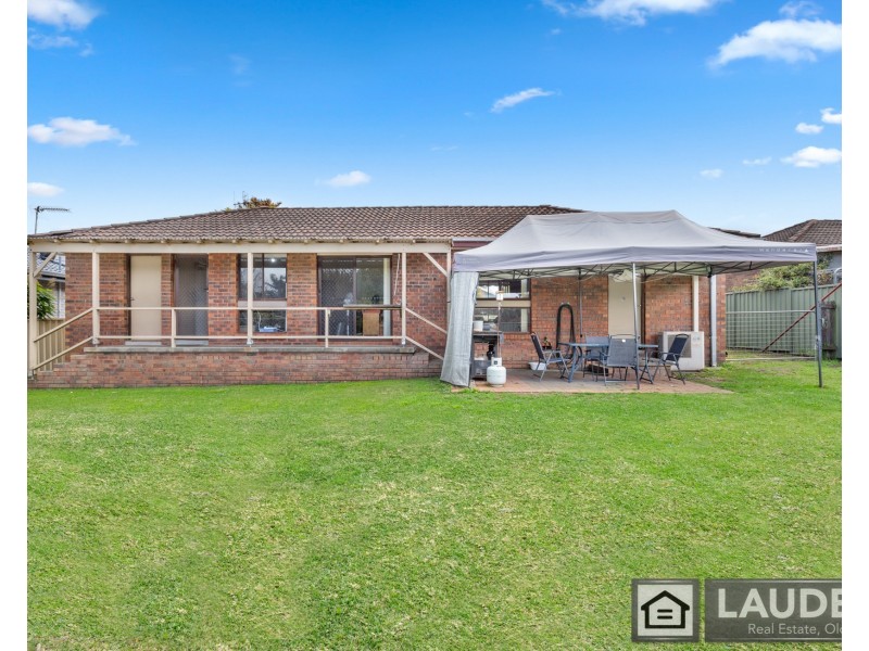 10 Rushby Drive, Old Bar NSW 2430