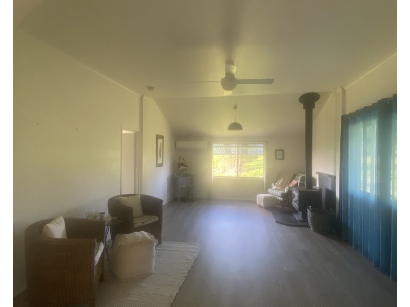 31 Murdochs Lane, Oxley Island NSW 2430