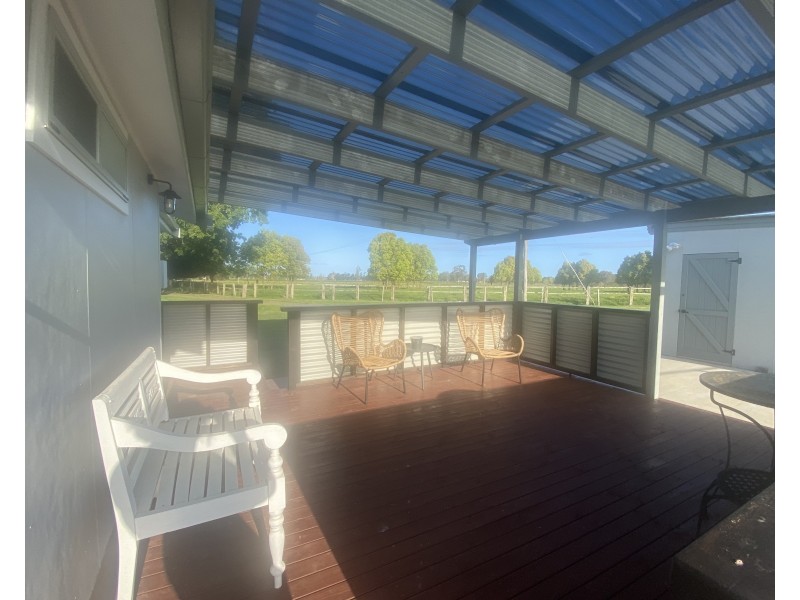 31 Murdochs Lane, Oxley Island NSW 2430