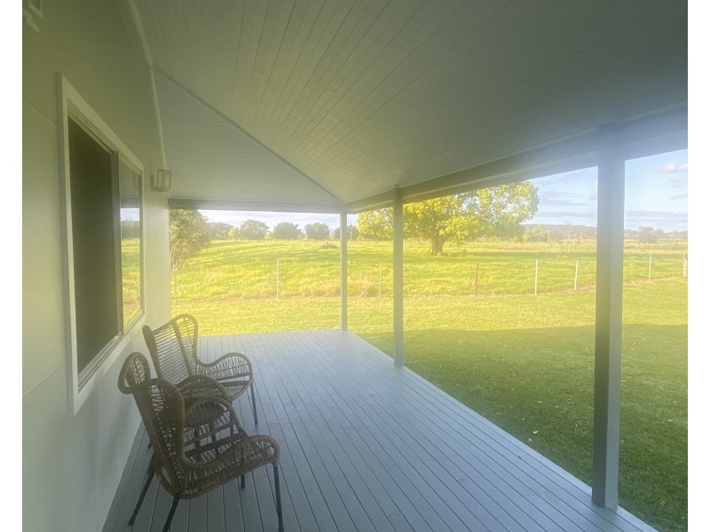 31 Murdochs Lane, Oxley Island NSW 2430