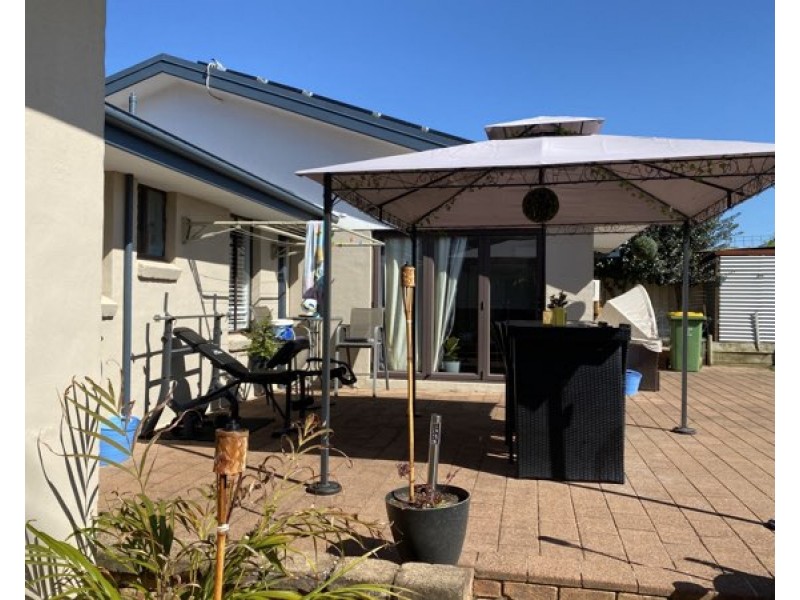 9 Banyula Drive, Old Bar NSW 2430
