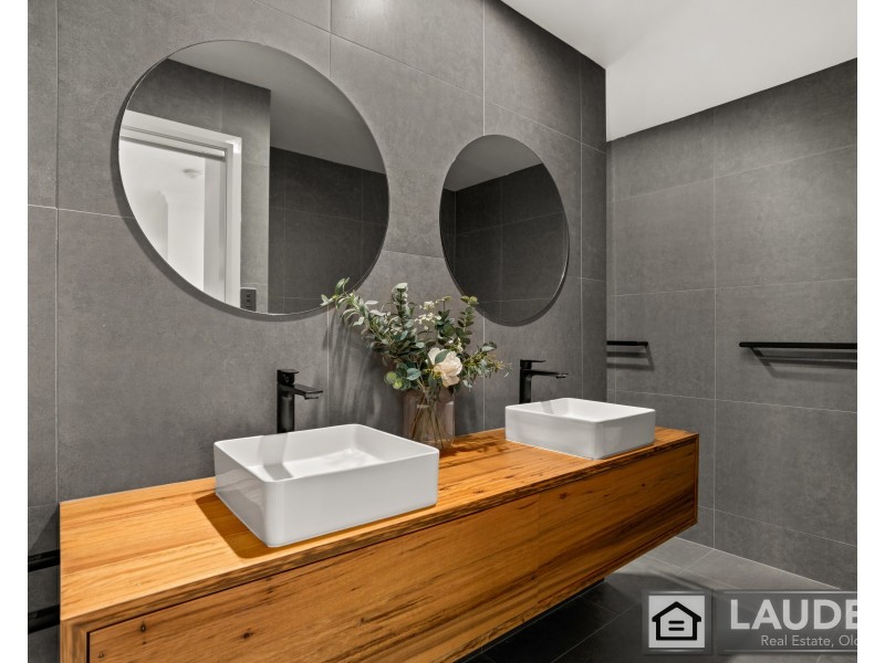 7 Viewmont Way, Old Bar NSW 2430