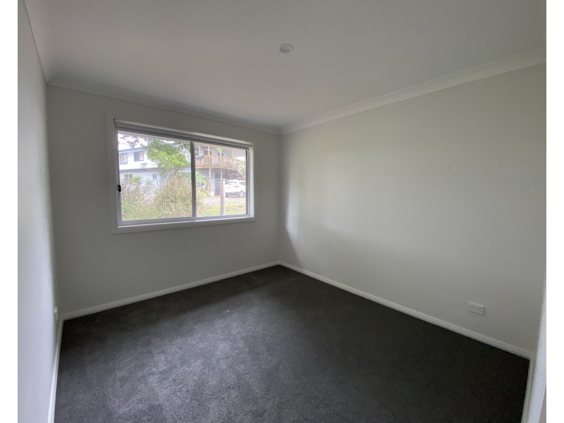 10 Ondaroo Crest, Old Bar NSW 2430