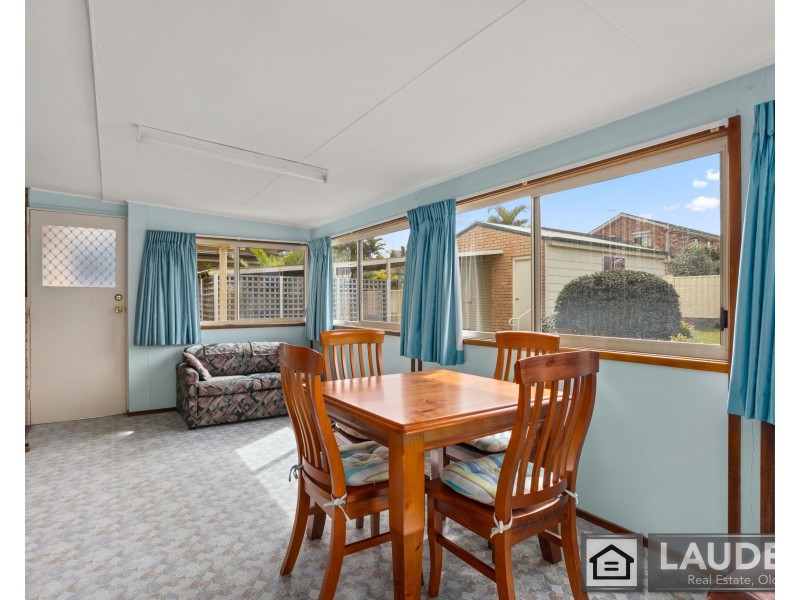 34 Molong Road, Old Bar NSW 2430