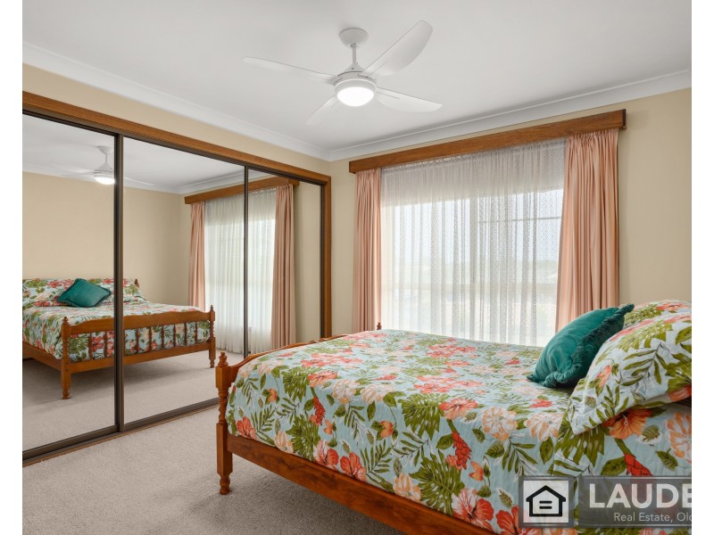 34 Molong Road, Old Bar NSW 2430