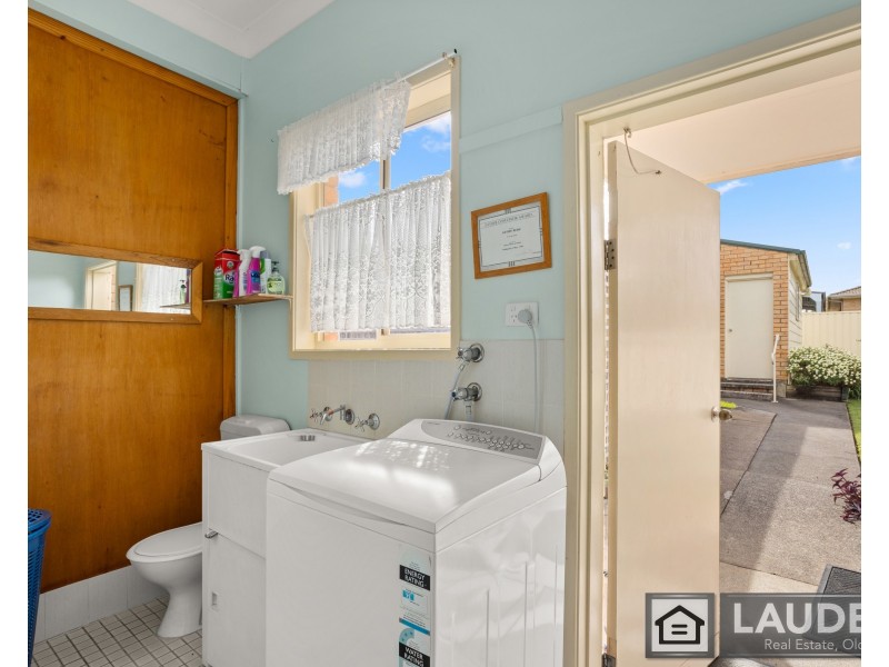 34 Molong Road, Old Bar NSW 2430