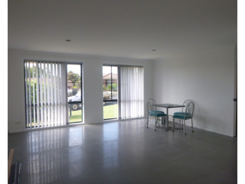 3 Kestrel Avenue, Old Bar NSW 2430