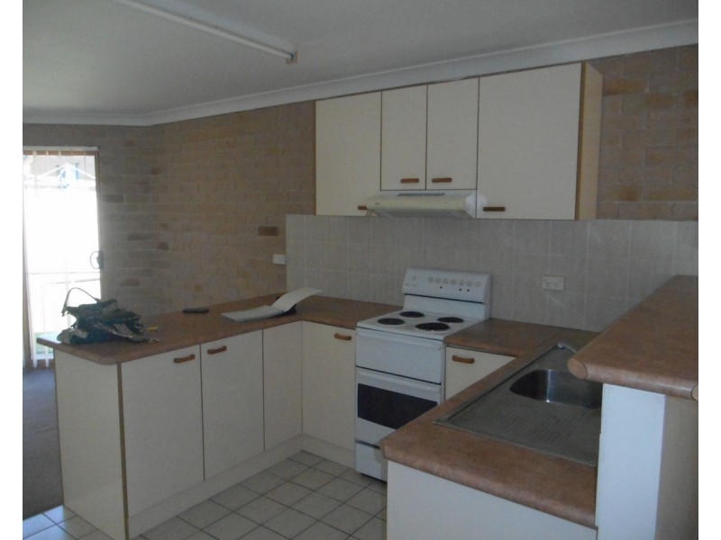 4/31 Clerke Street, Old Bar NSW 2430