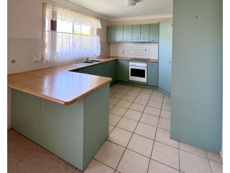 3/66 Old Bar Road, Old Bar NSW 2430