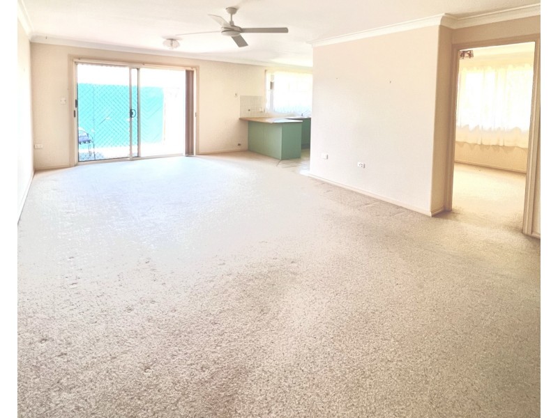 3/66 Old Bar Road, Old Bar NSW 2430