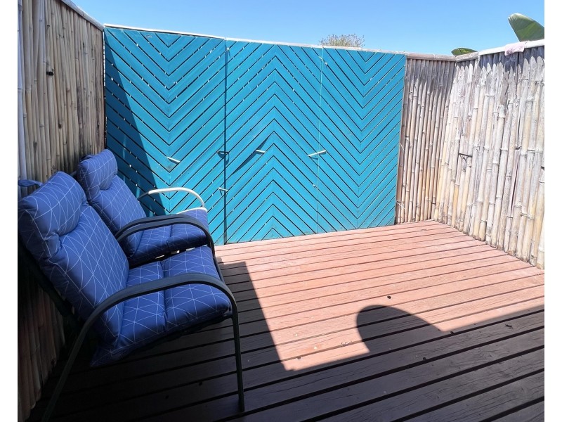 3/66 Old Bar Road, Old Bar NSW 2430