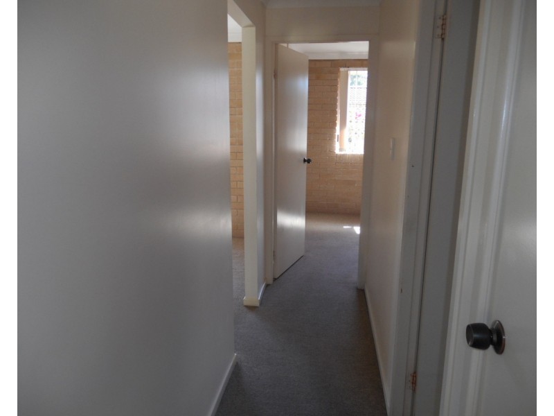 4/31 Clerke Street, Old Bar NSW 2430