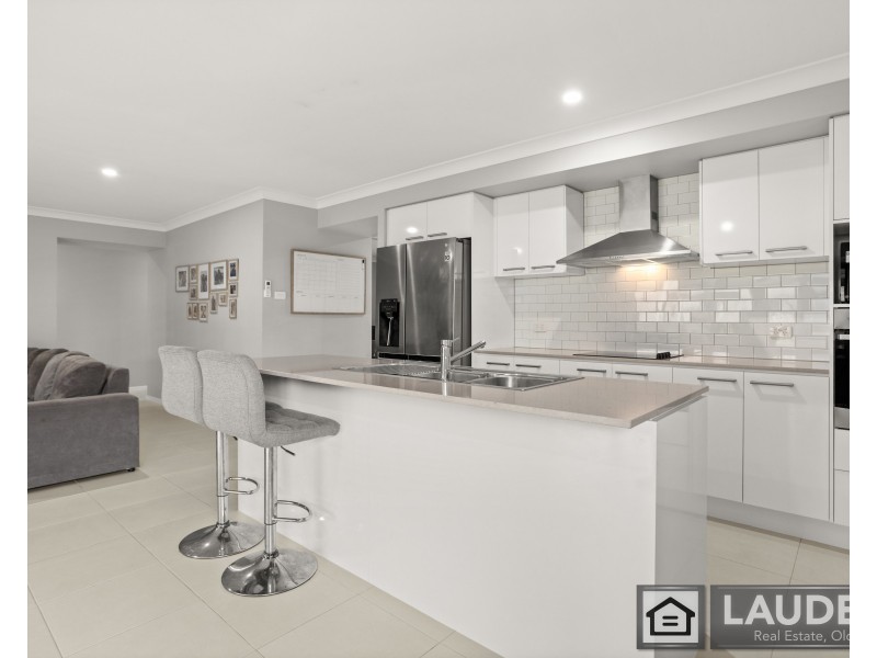 8 Howard Street, Wallabi Point NSW 2430