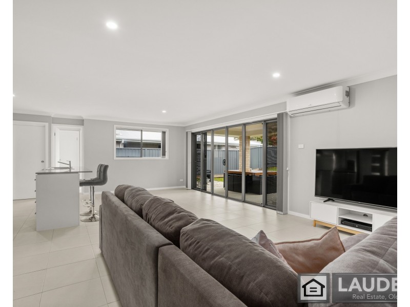 8 Howard Street, Wallabi Point NSW 2430