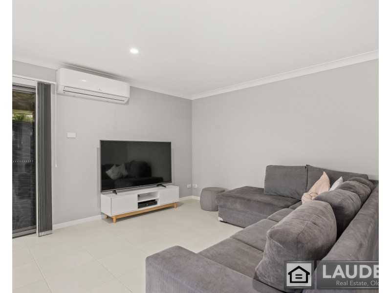 8 Howard Street, Wallabi Point NSW 2430