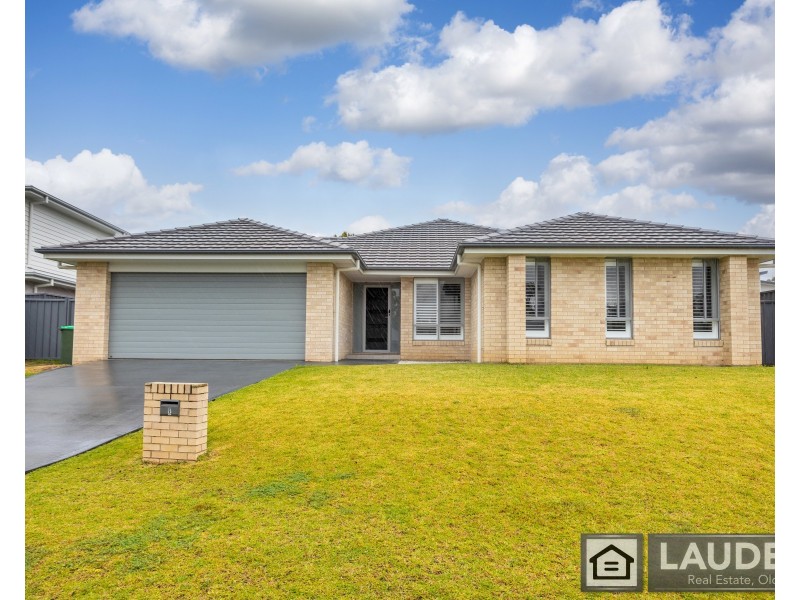 8 Howard Street, Wallabi Point NSW 2430