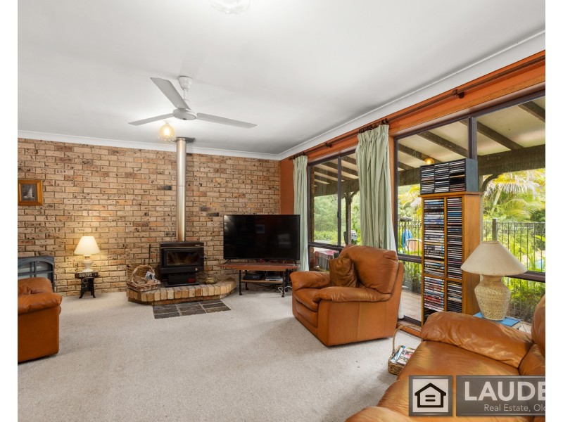 15 Rainforest Drive, Mitchells Island NSW 2430