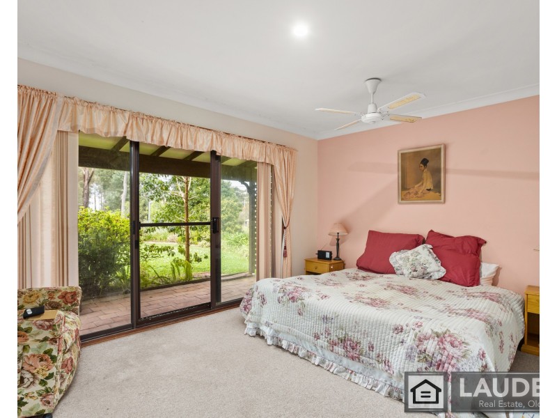 15 Rainforest Drive, Mitchells Island NSW 2430