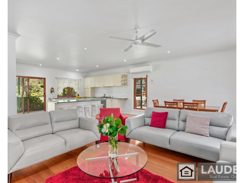 2 Rebecca Close, Old Bar NSW 2430