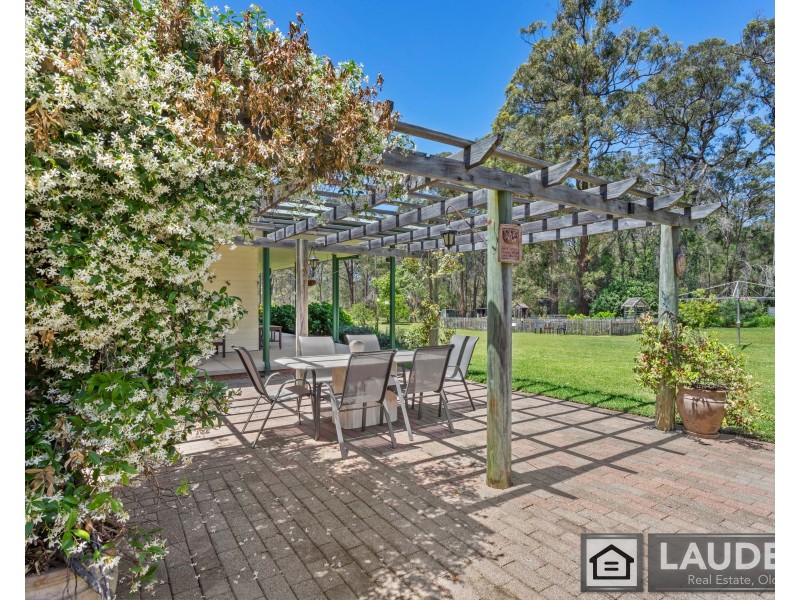 2 Rebecca Close, Old Bar NSW 2430