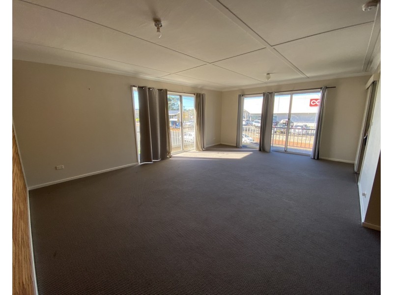 4/55 Old Bar Road, Old Bar NSW 2430