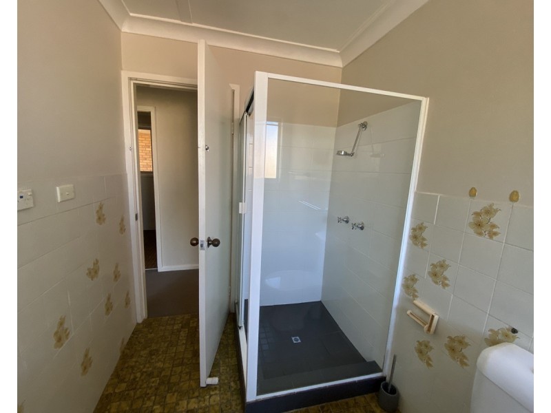 4/55 Old Bar Road, Old Bar NSW 2430