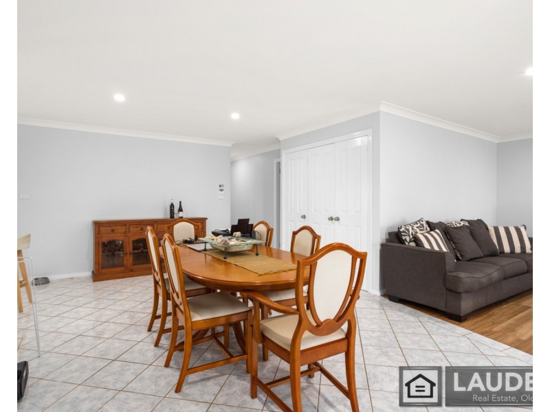 4 Osprey Avenue, Old Bar NSW 2430