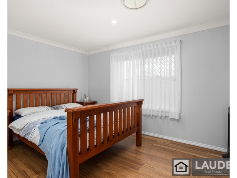 4 Osprey Avenue, Old Bar NSW 2430