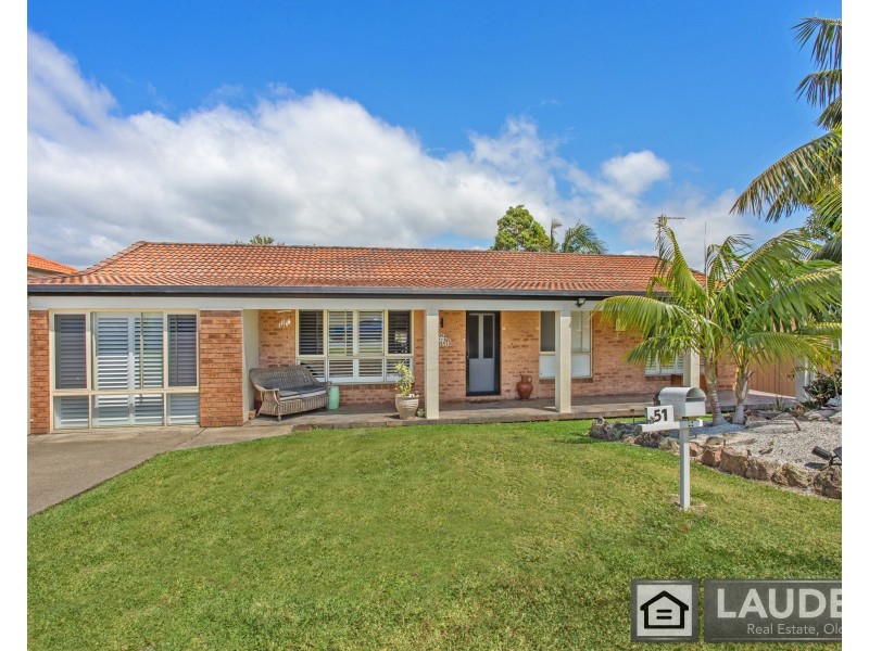 51 Molong Road, Old Bar NSW 2430