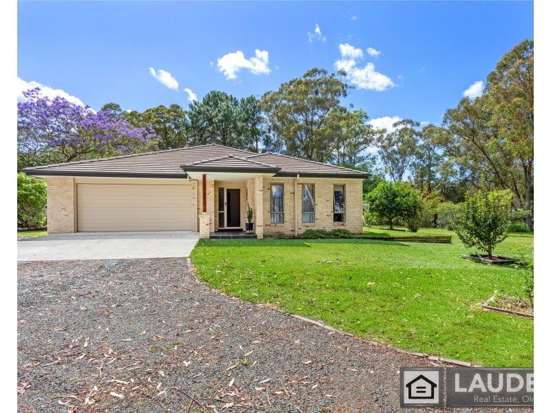 4 Windamere Place, Old Bar NSW 2430