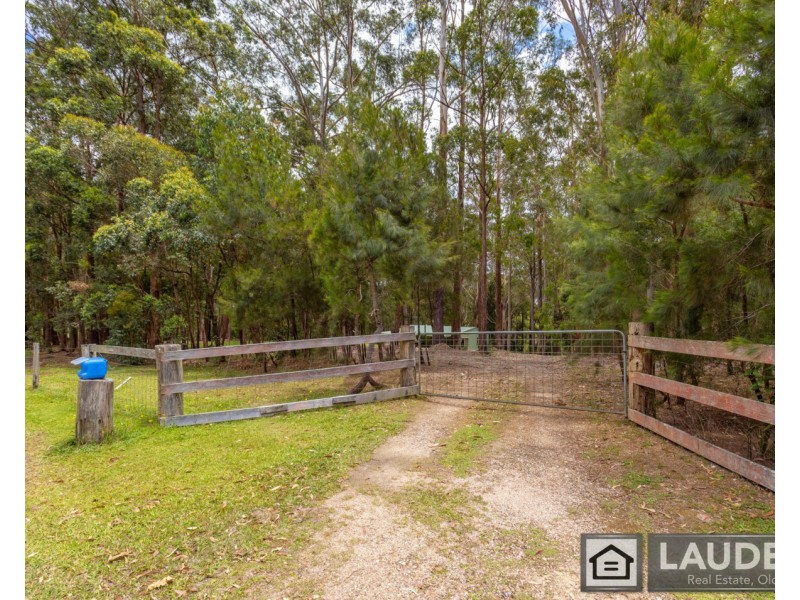 3 Scotts Road, Mitchells Island NSW 2430