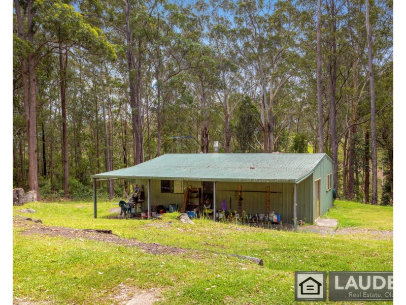 3 Scotts Road, Mitchells Island NSW 2430