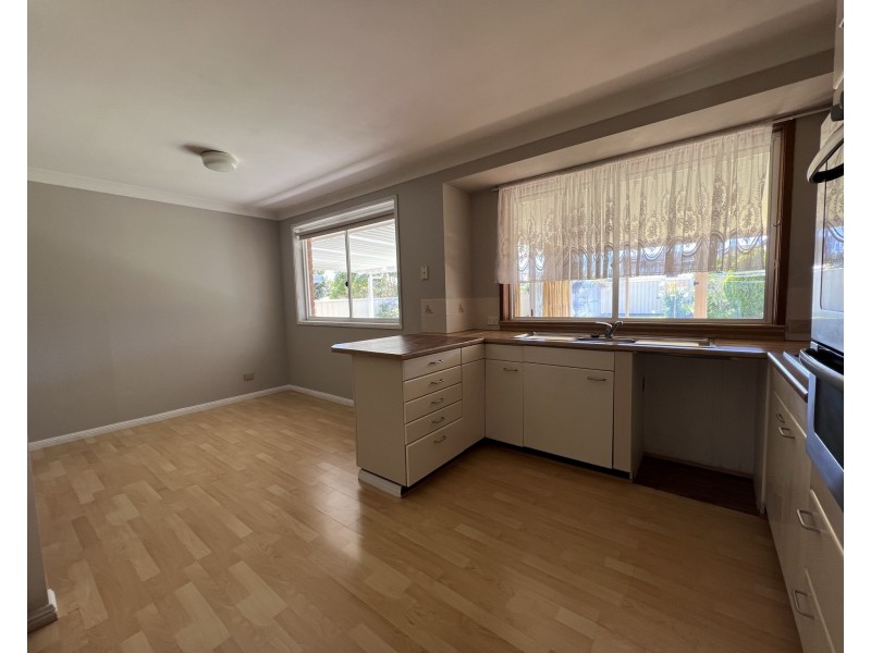 11 Drury Close, Old Bar NSW 2430