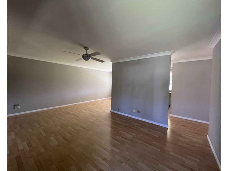 11 Drury Close, Old Bar NSW 2430