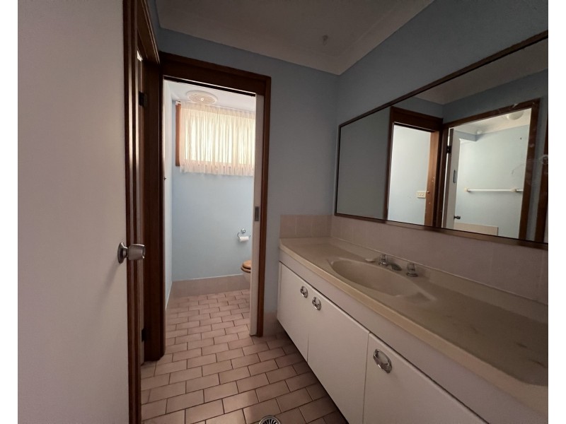 11 Drury Close, Old Bar NSW 2430