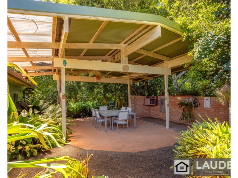 17 Eucalypt Close, Old Bar NSW 2430