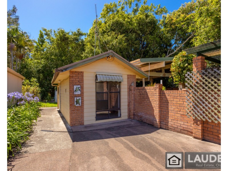 17 Eucalypt Close, Old Bar NSW 2430