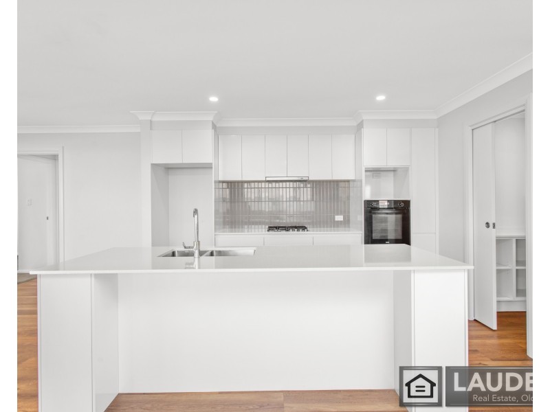 10 Ondaroo Crest, Old Bar NSW 2430