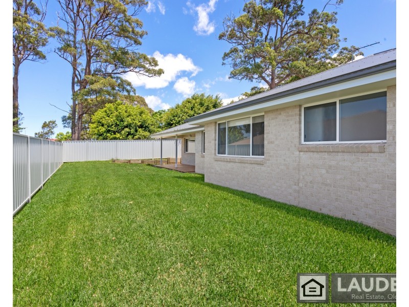 10 Ondaroo Crest, Old Bar NSW 2430