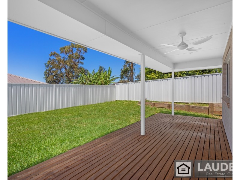 10 Ondaroo Crest, Old Bar NSW 2430