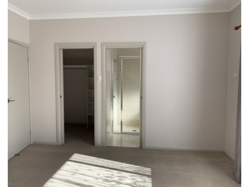 16 Richardson Street, Old Bar NSW 2430