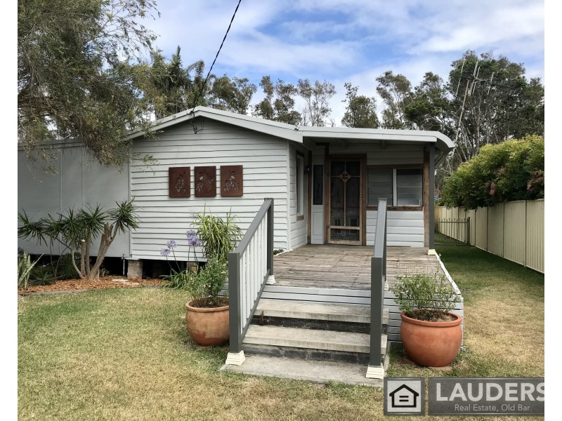 11 George Street, Old Bar NSW 2430