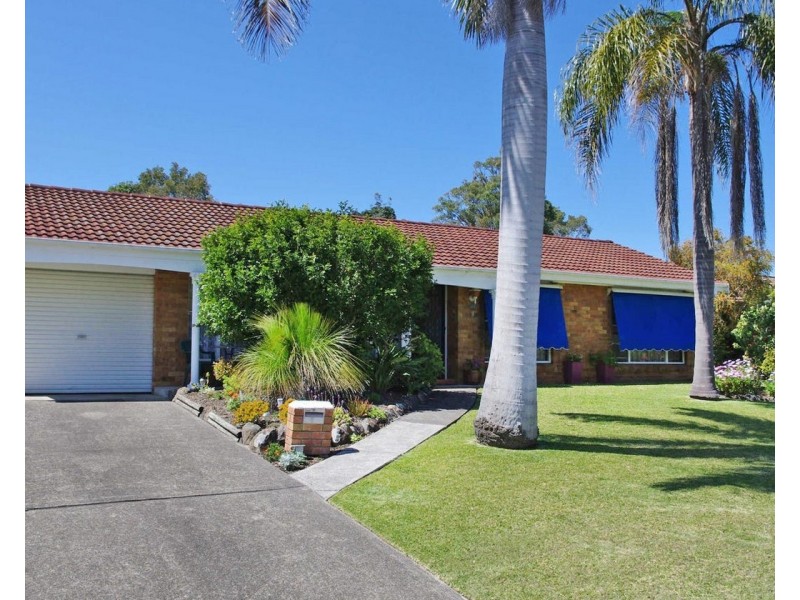 11 Drury Close, Old Bar NSW 2430