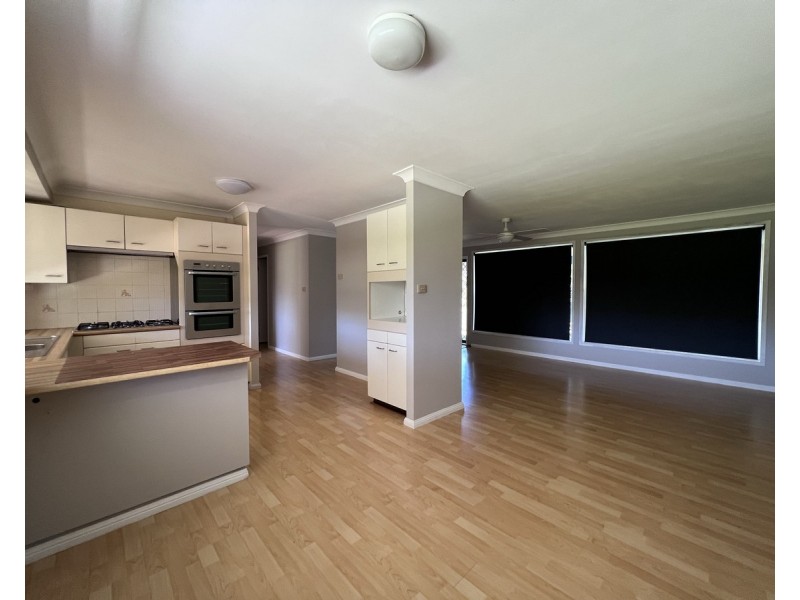 11 Drury Close, Old Bar NSW 2430
