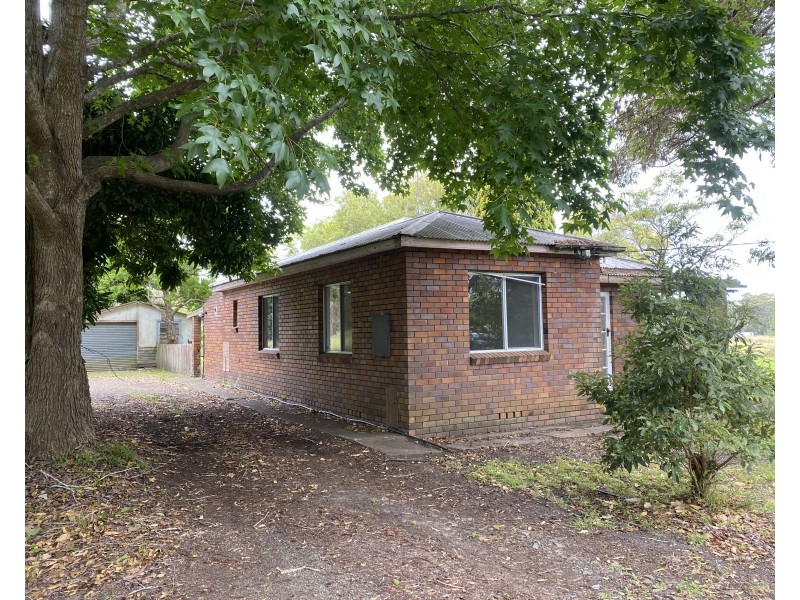 981 Old Bar Road, Old Bar NSW 2430