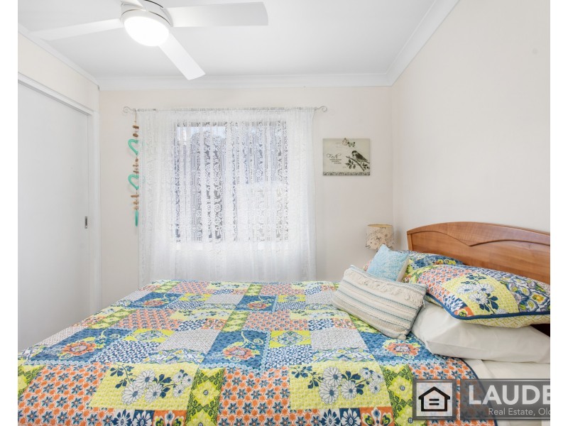 16 South Heron Road, Old Bar NSW 2430