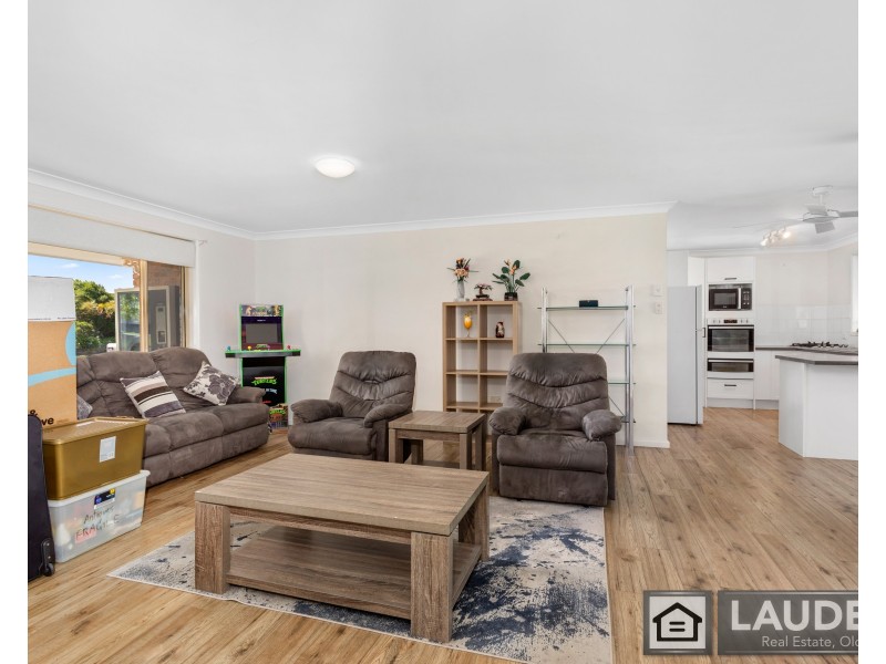 106 Waterman Street, Old Bar NSW 2430